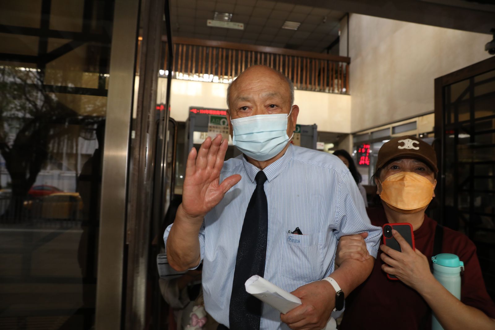 朱亞虎以證人身分。鏡週刊