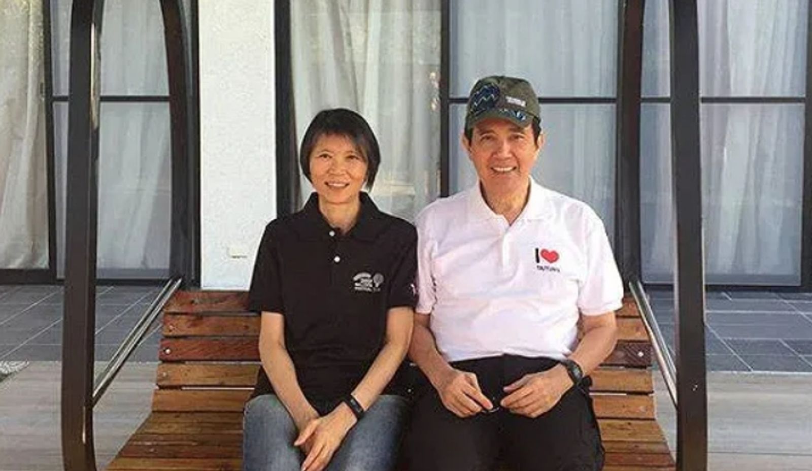 馬英九好友痛批「宦官惡僕」 媒體人:選擇相信周美青