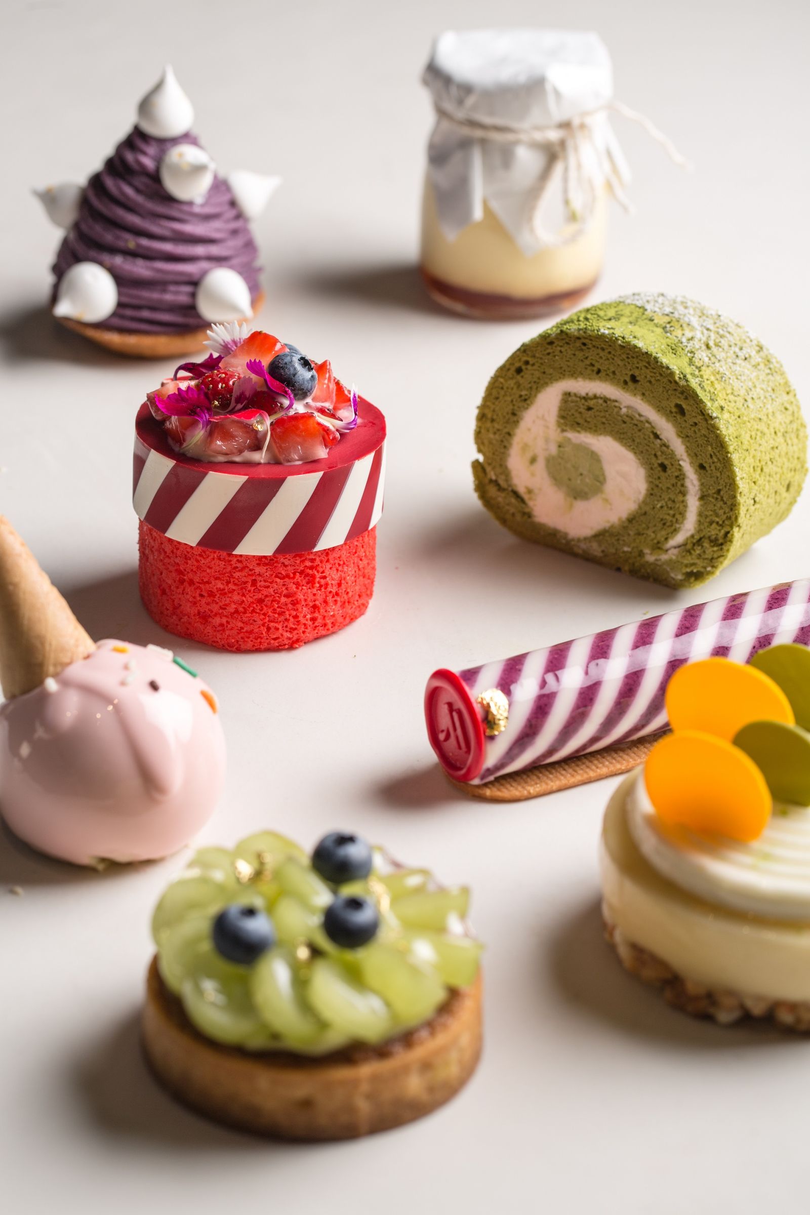 活動期間,「西華匯」外賣小蛋糕每份只要111元。(台北萬豪酒店供圖)