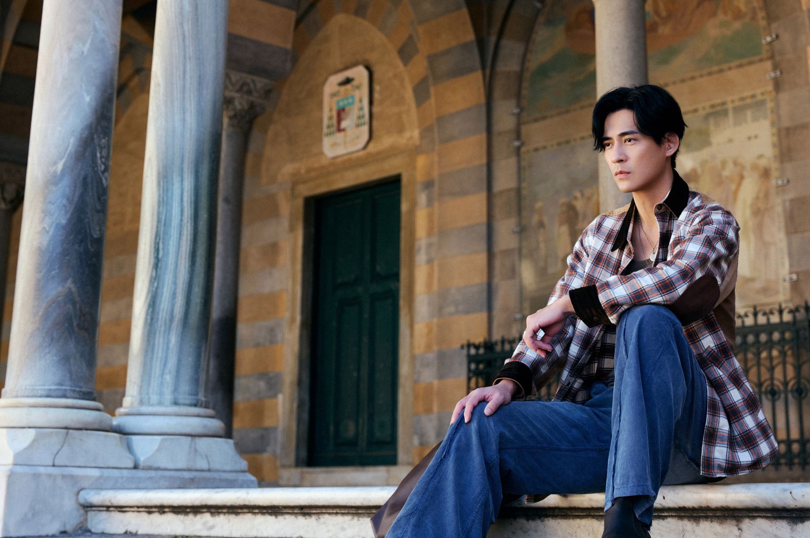 周渝民重回F4認了「是他們給的勇氣」　遠征南義大利拍MV街頭情侶入鏡自封「電燈泡」