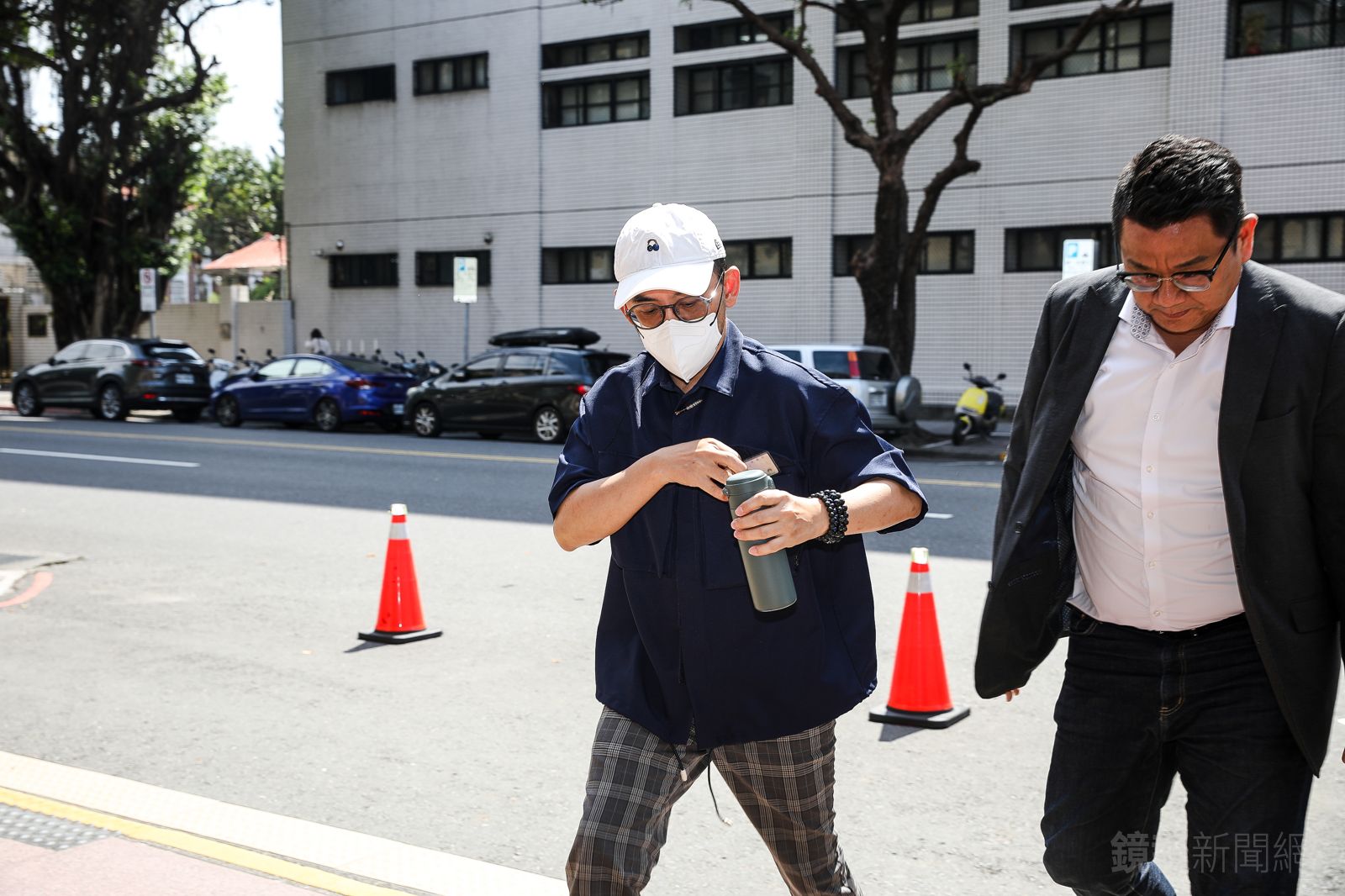 黃子佼爆「肇事逃逸」！擦撞女騎士遭函送　他發聲明喊冤