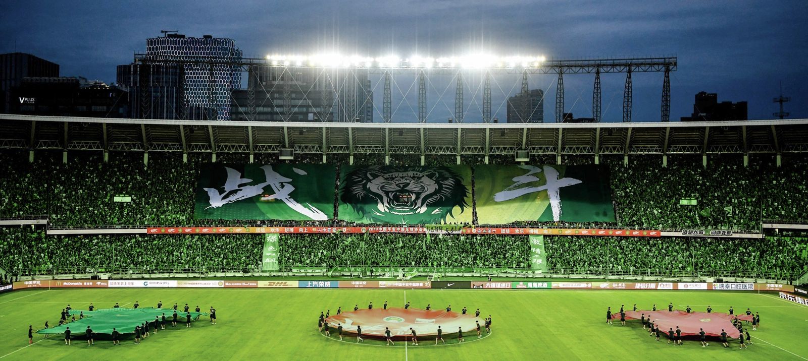 洪耀南專欄：沉默的中國　生命只能在足球場找縫隙怒吼