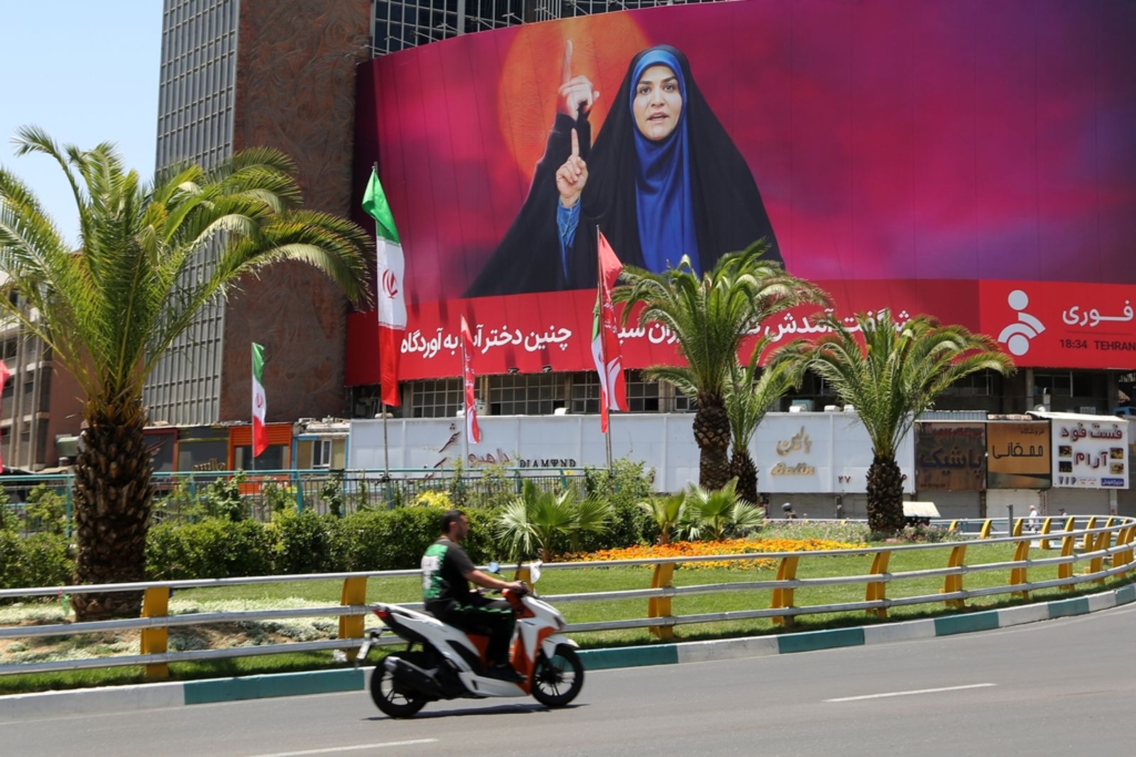 礦坑中的金絲雀　伊朗女人無法醒來的惡夢