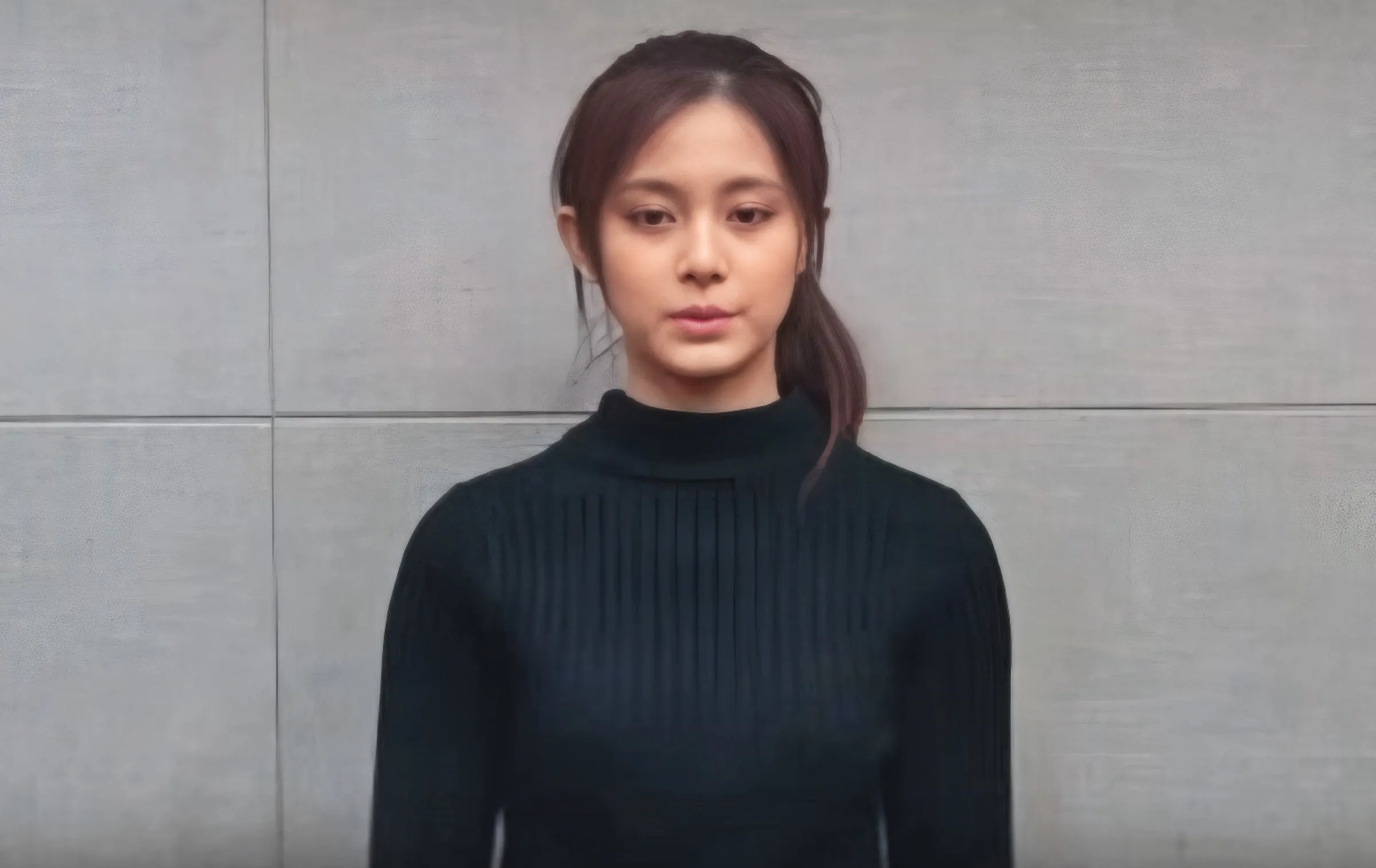周子瑜道歉畫面惹粉絲心疼。翻攝自JYP YOUTUBE