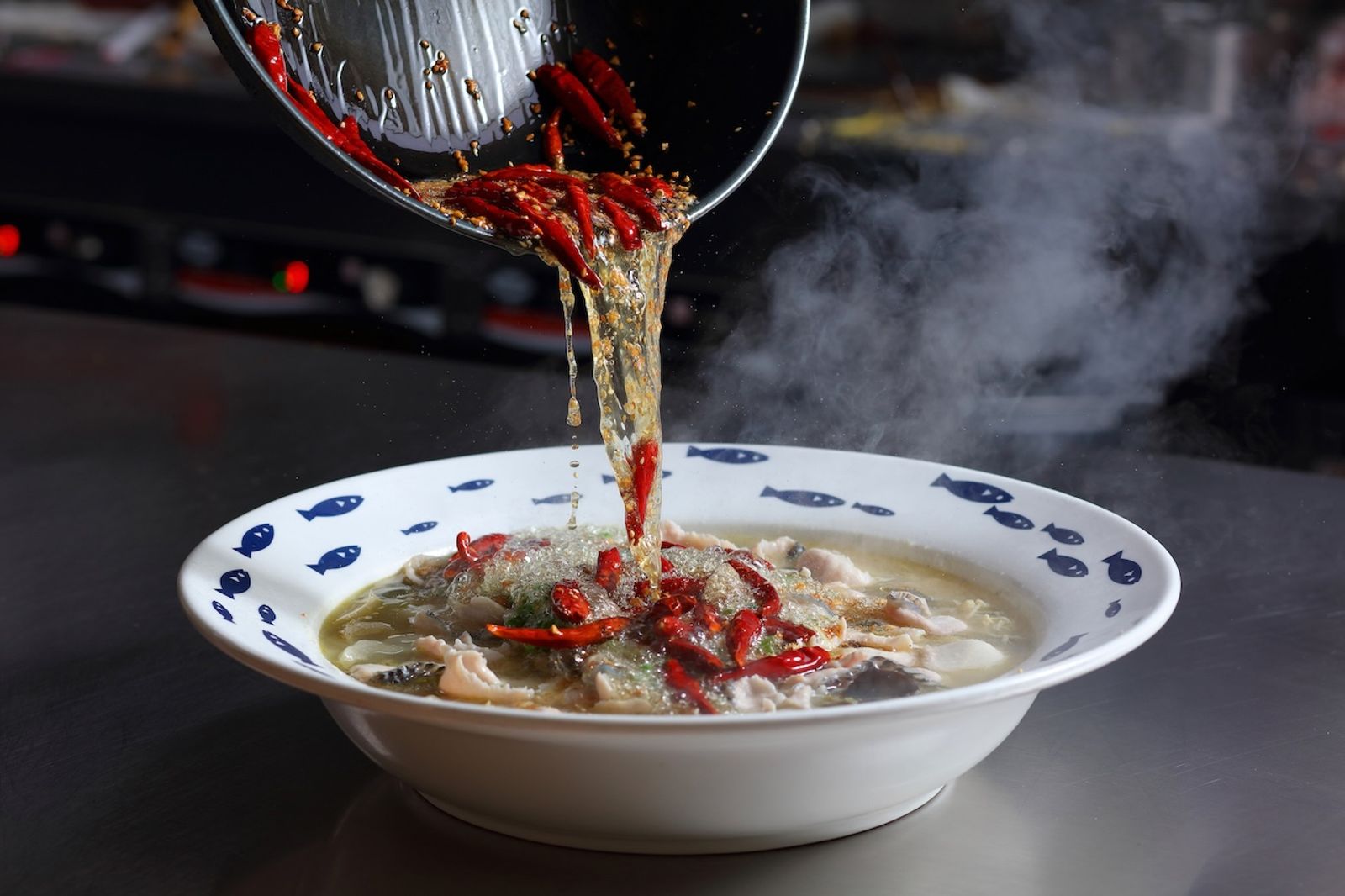 只有今天！刁民酸菜魚桃園店試營運、全桌半價爽吃