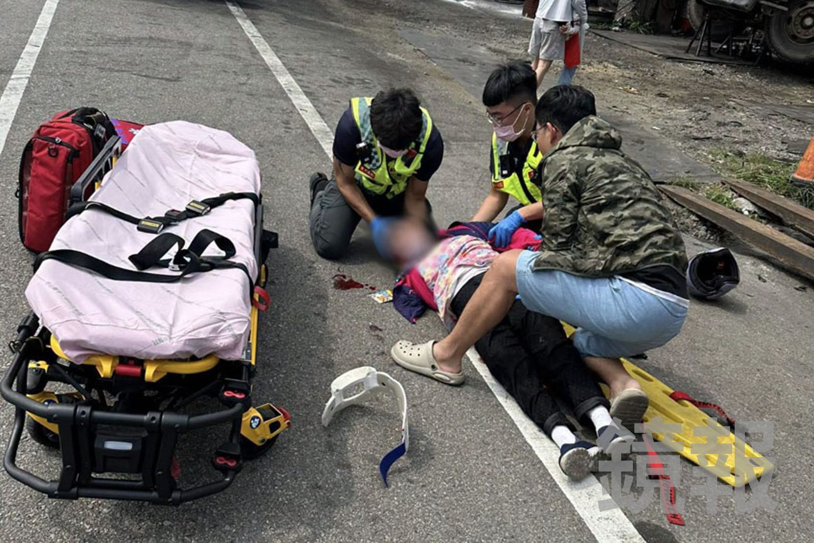 獨家／大甲媽「必經路」隱形殺手曝！堆高機違規上路絆倒機車　母子慘摔雙雙送醫　