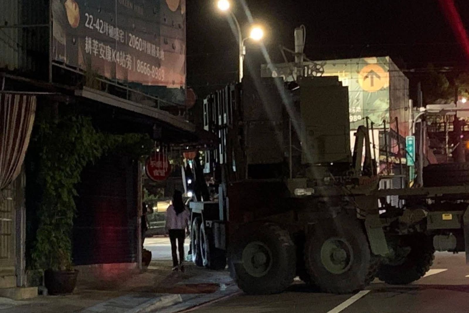 漢光演習二度出包！「愛國者飛彈車」卡新店民宅2.5小時　驚動美方到場關心