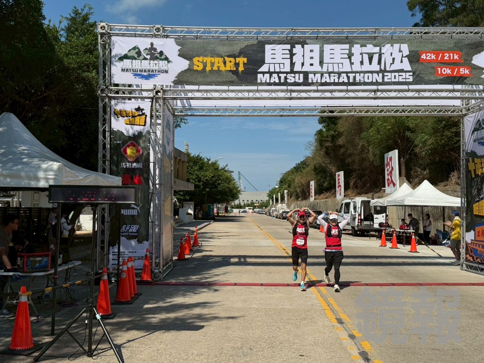 能跑完全程的跑者,都值得敬佩,尤其是要環南竿兩圈的全馬選手。