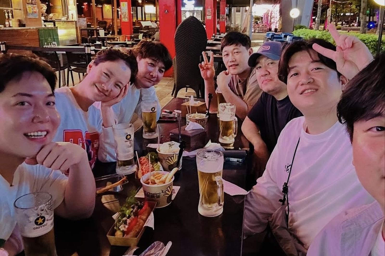 宋智孝零偽裝現身街頭　嗨喊「大家好，我在台灣台北」