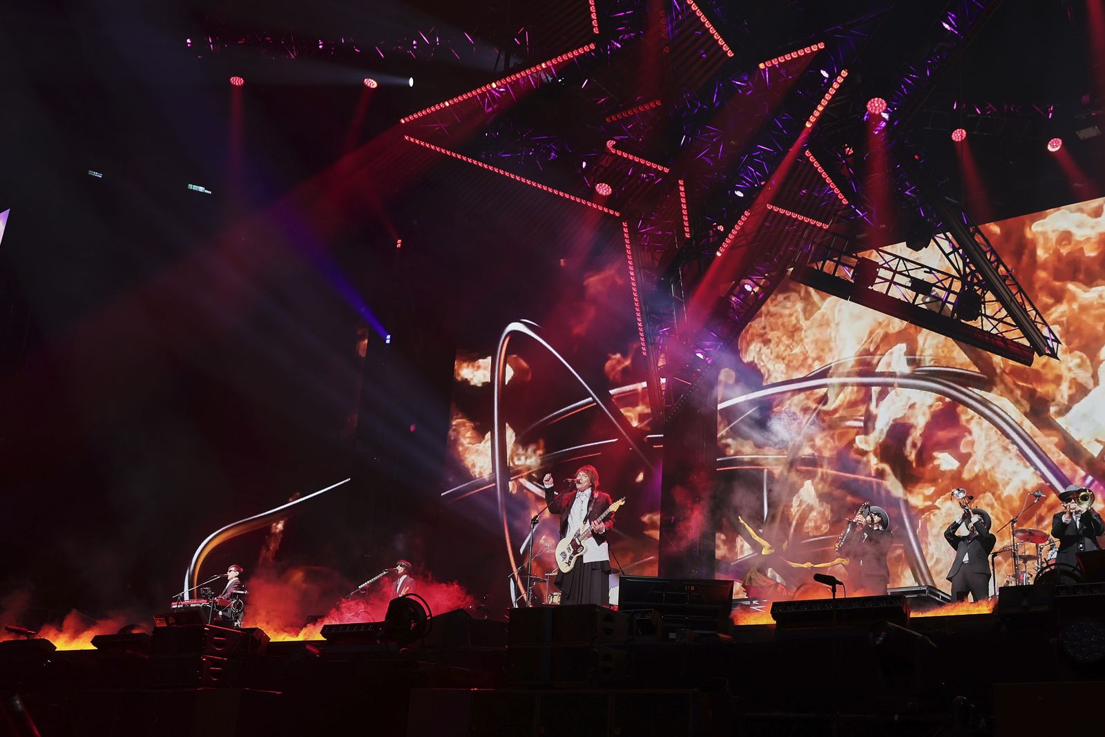 伍佰13日起在台北小巨蛋舉辦演唱會。月光音樂提供