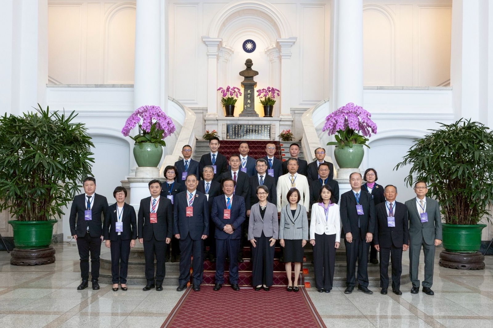 他們不只最會賺更是最拚的人　優良商人26強撐起台灣經濟一片天