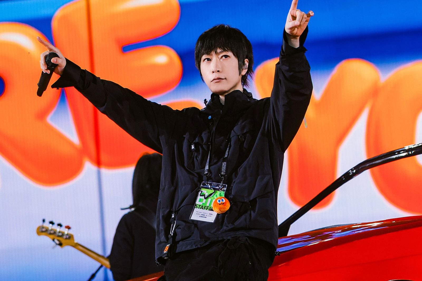 25年來第一次！五月天台上耳機密語全公開　冠佑「作弊」被抓、瑪莎驚喊「細節被看光」