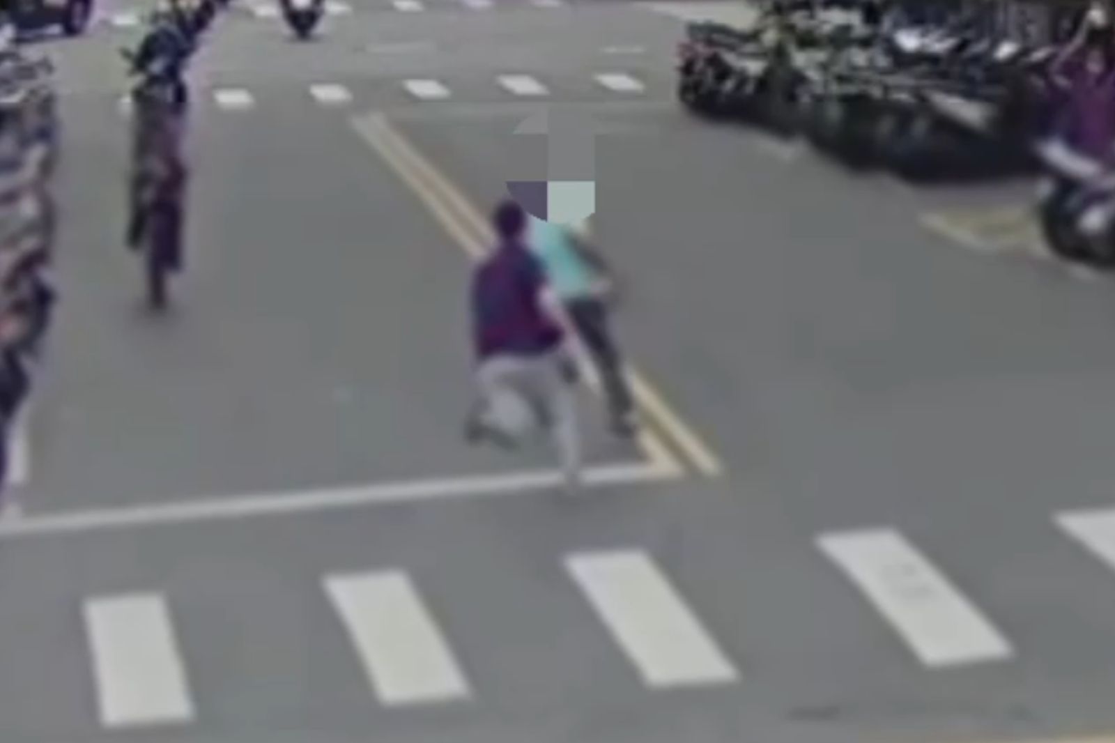 「退休警分局長」淪超市竊賊！黑歷史曝光：包庇賭場、涉性招待