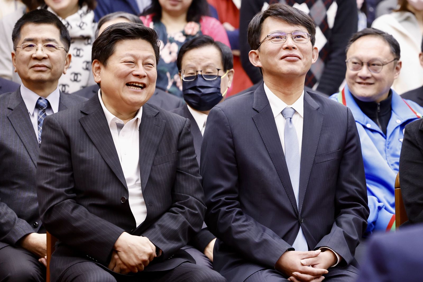 陳嘉宏專欄：末路政客的買票立法