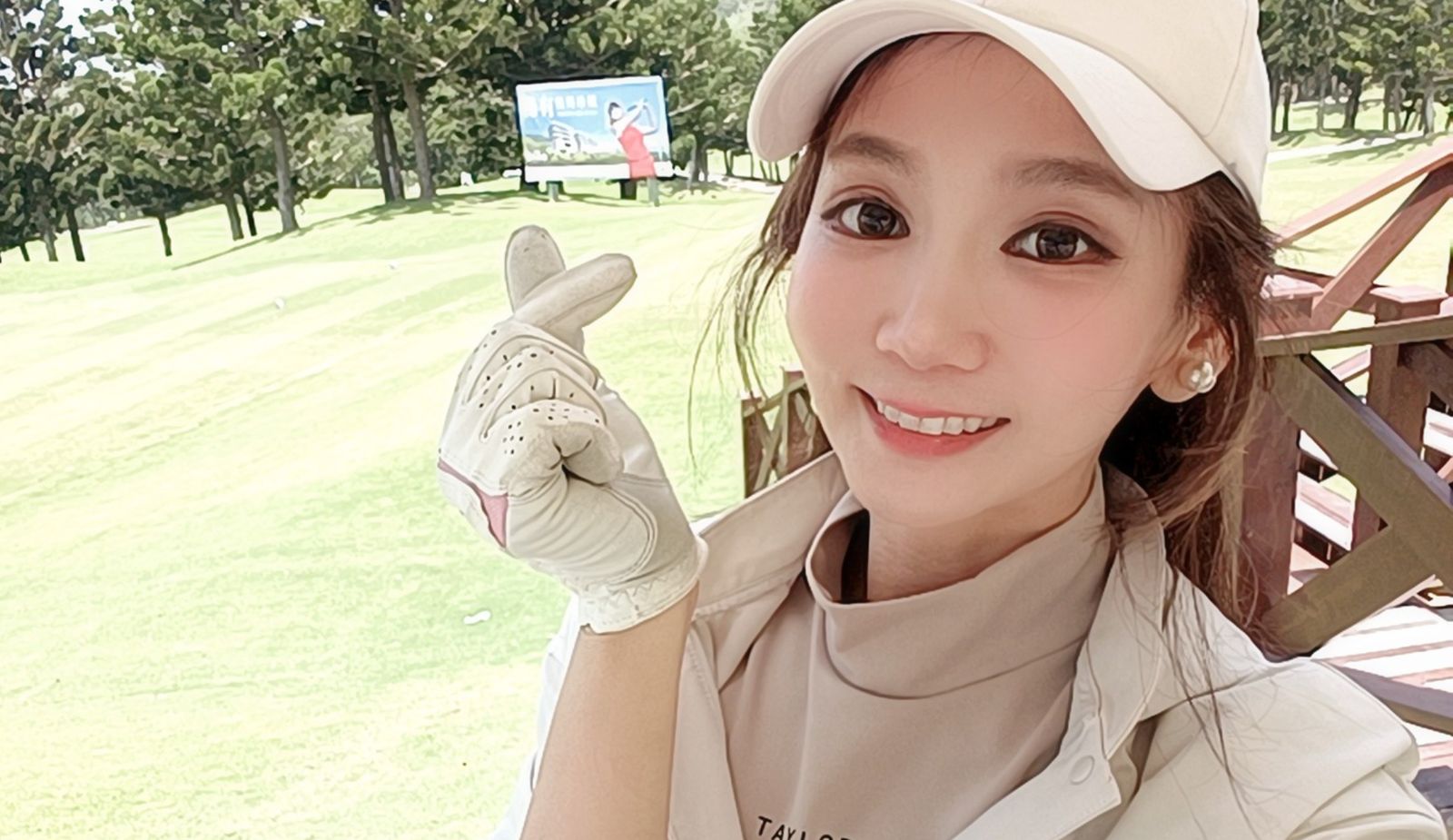 前主播邱薇而遭炎上！才抱怨高鐵不給換位　曬全黑圖道歉了