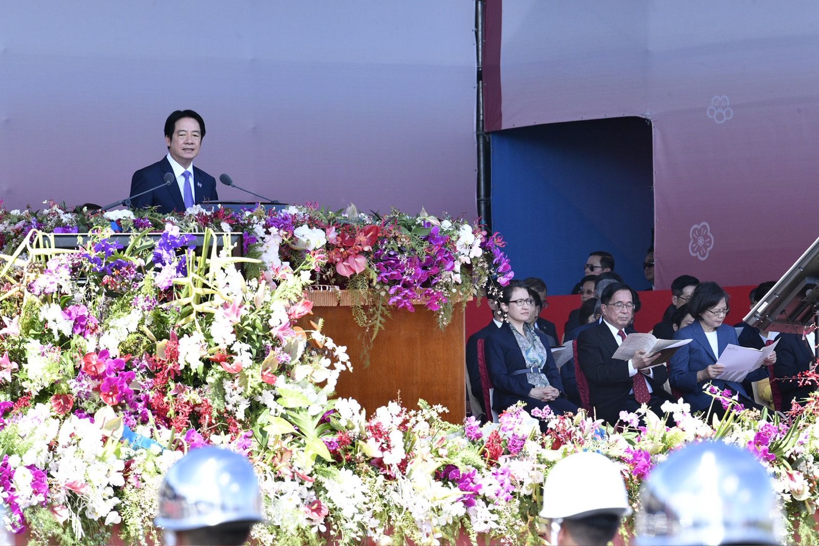 賴清德國慶演說軟中帶硬，不再提強硬的主權論述。攝影李智為
