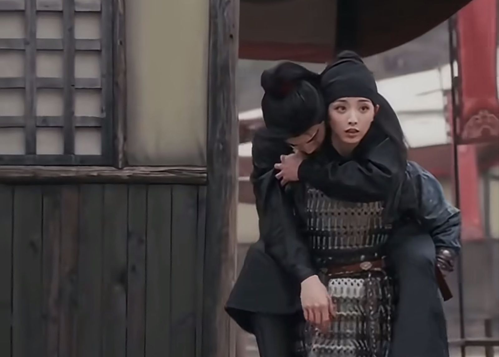 張凌赫為《逐玉》增重原因曝光　35公斤田曦薇扛回體重2倍「老公」！忍不住嬌嗔怨10個字