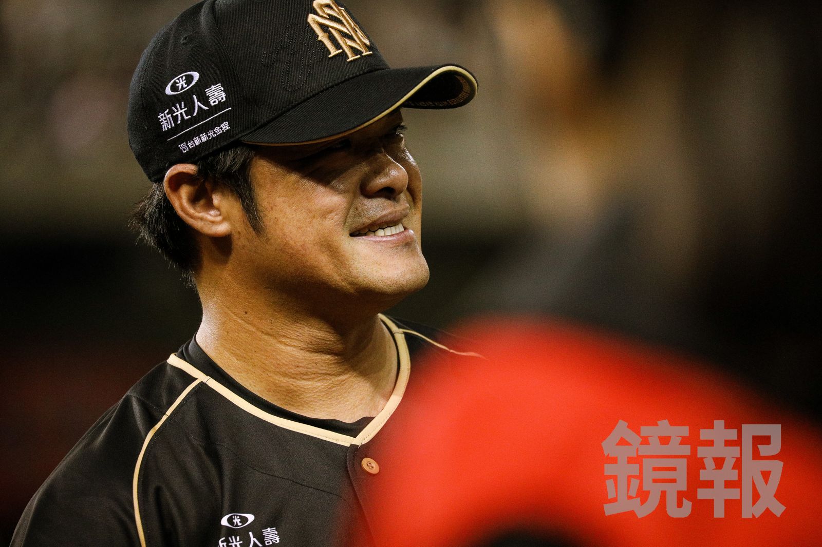 林智勝引退／游擊手大師兄再現！最終戰開轟22年生涯畫下完美句點