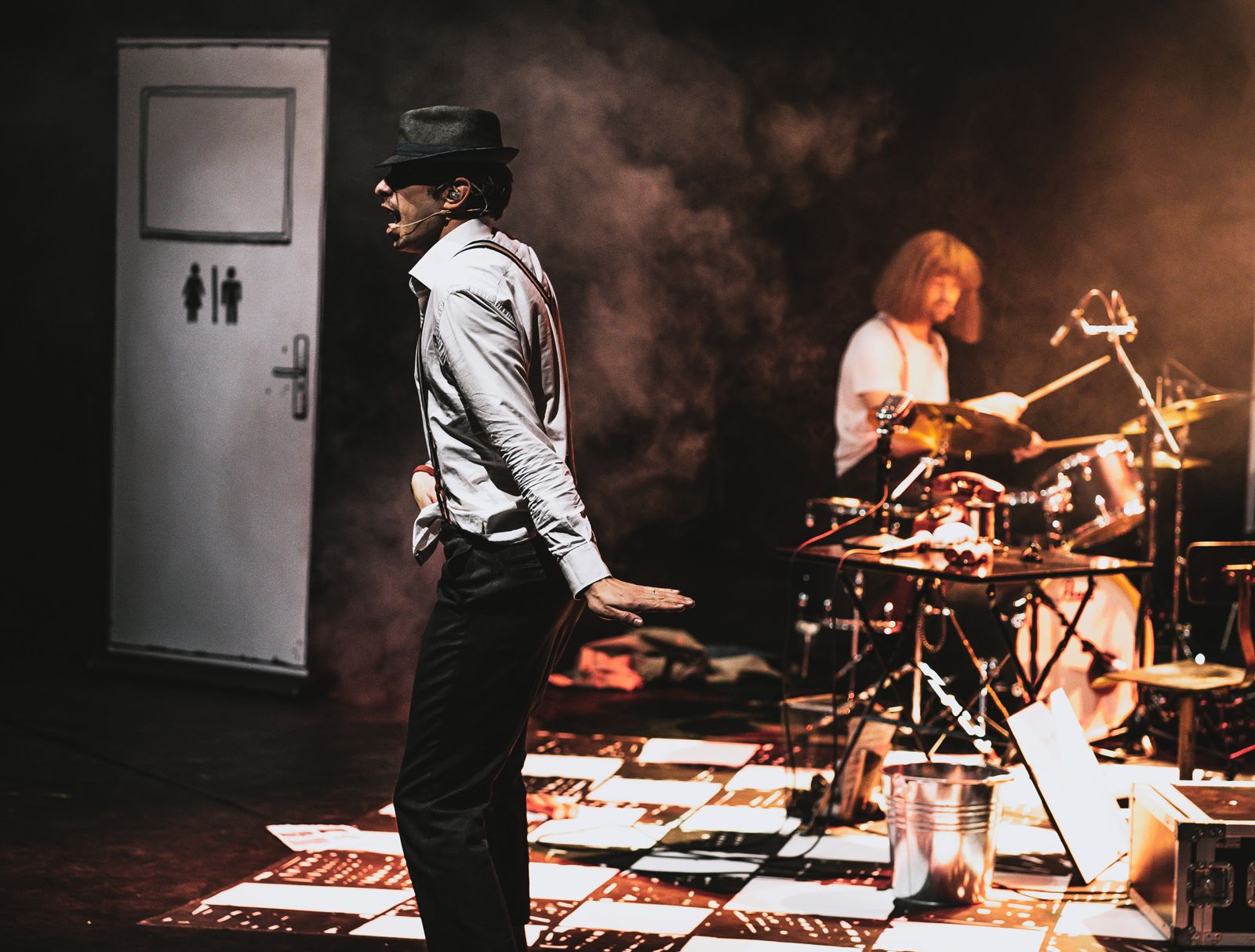 雲門劇場10週年 法國《ZZAJ 瘋狂爵士電台》探究小丑的失敗哲學