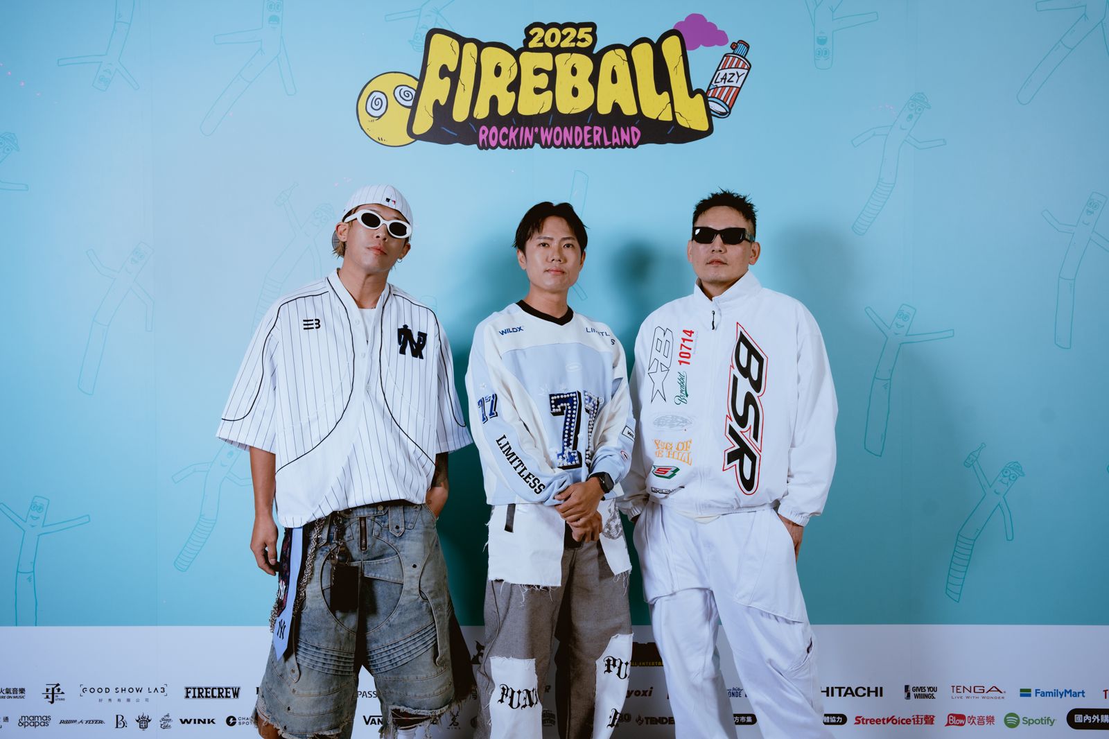 玖壹壹KTV神曲連轟！ 建志突喊「體感50度」：整個人變火球
