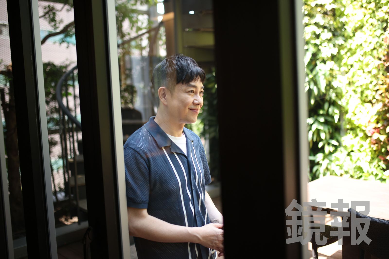 李明川到劇場工作有各種不習慣。劉耀勻