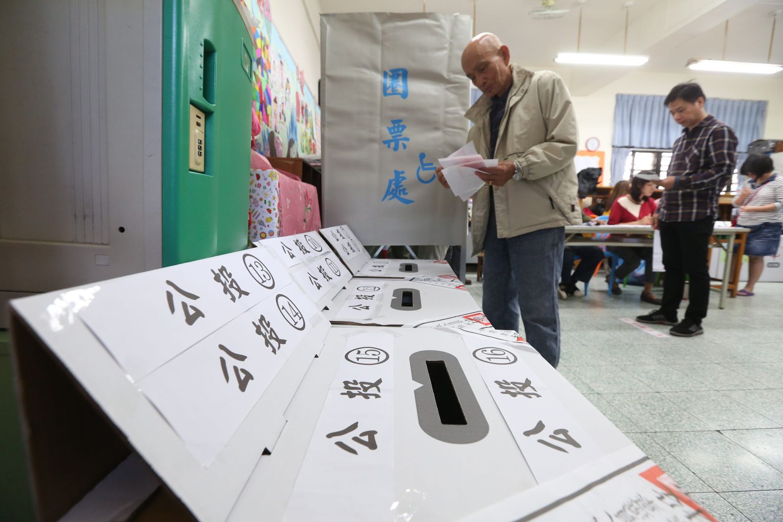 核三公投和7罷免案明登場 中選會提醒:投票日禁止宣傳罷免活動