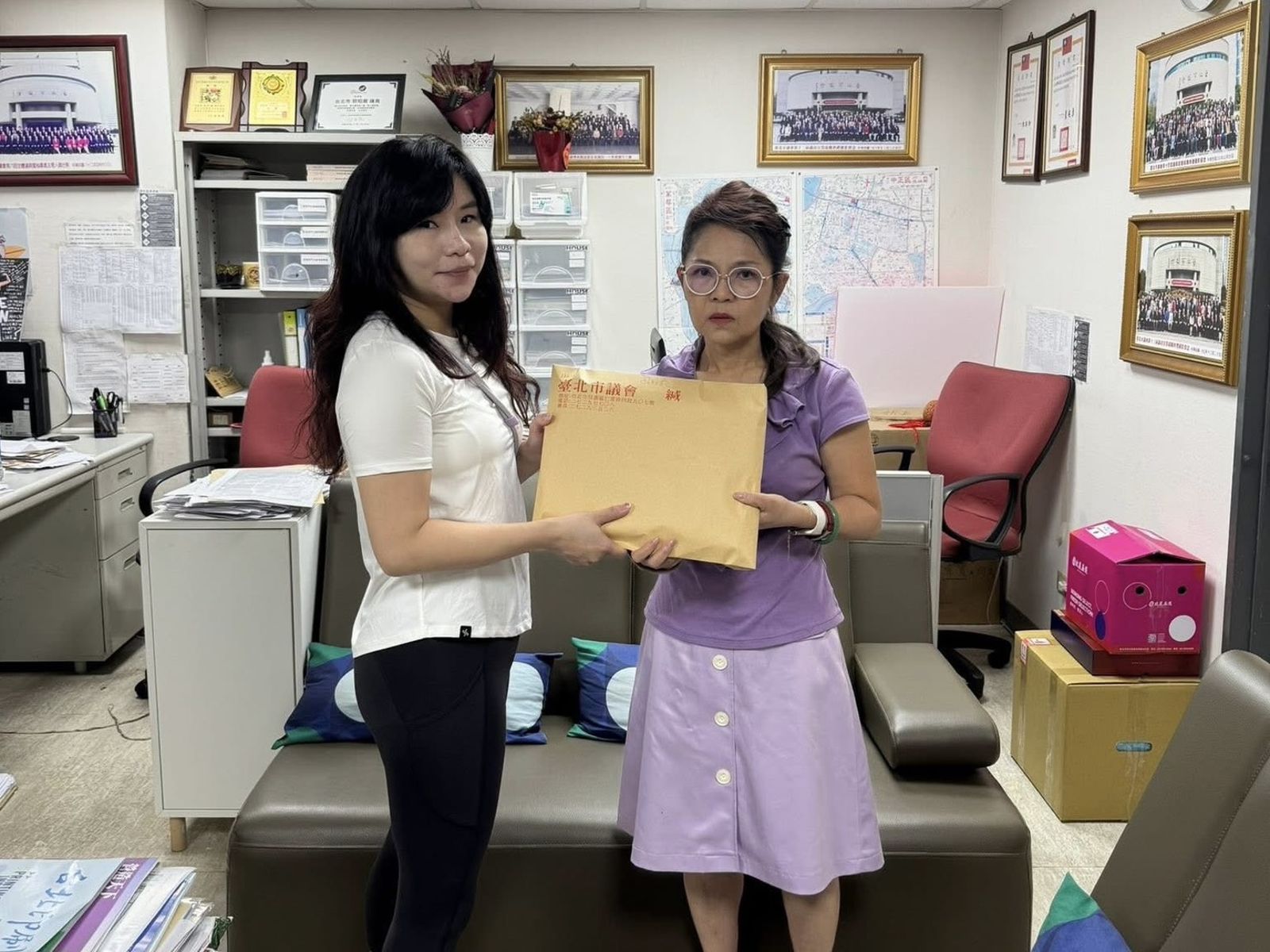 遭翁曉玲點名「未送連署書」　郭昭巖喊冤：怎會沒有？我真的很努力