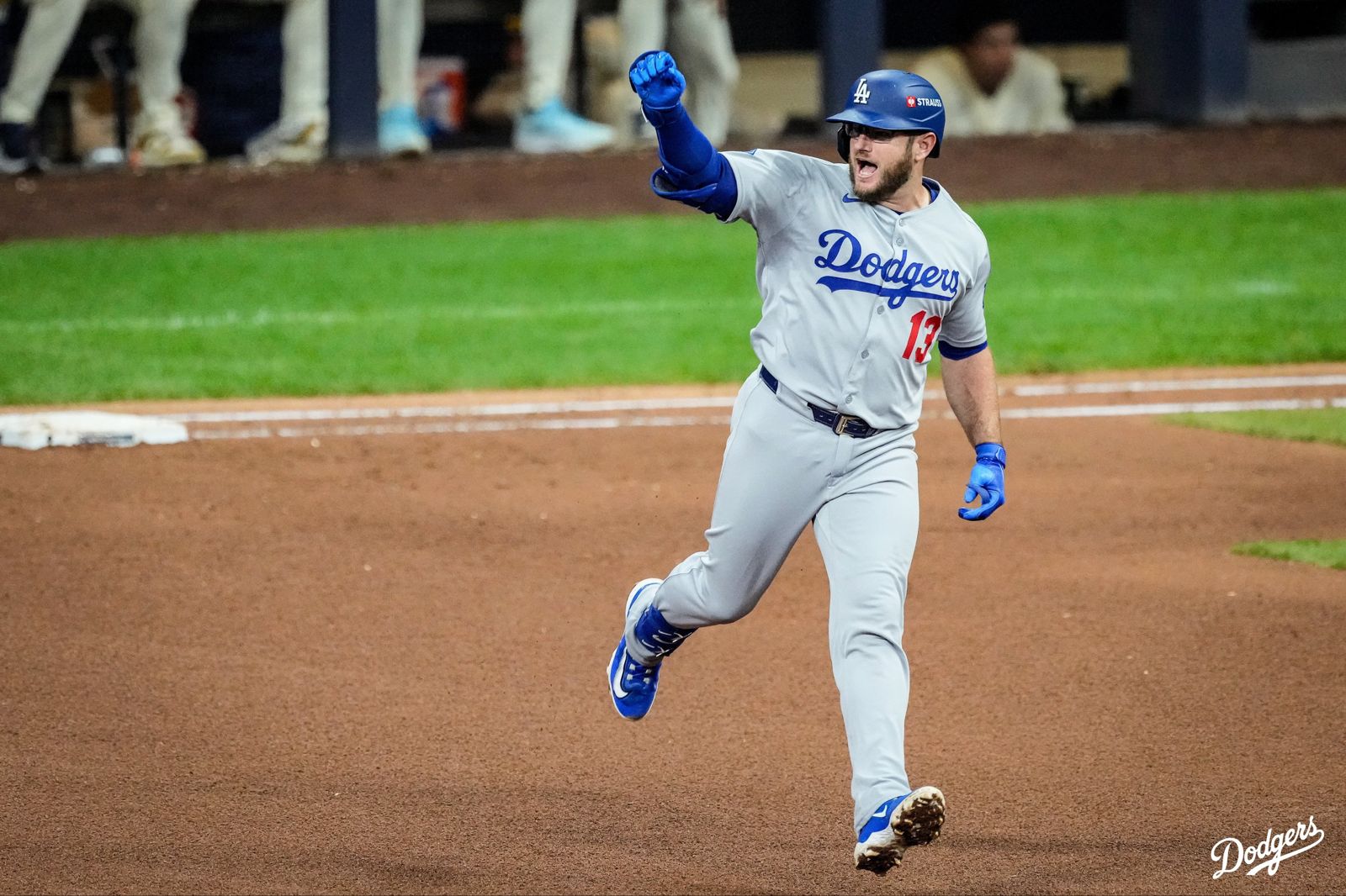 MLB/錯過滿貫砲沒關係!Muncy今開轟破紀錄 成道奇隊史季後賽全壘打王