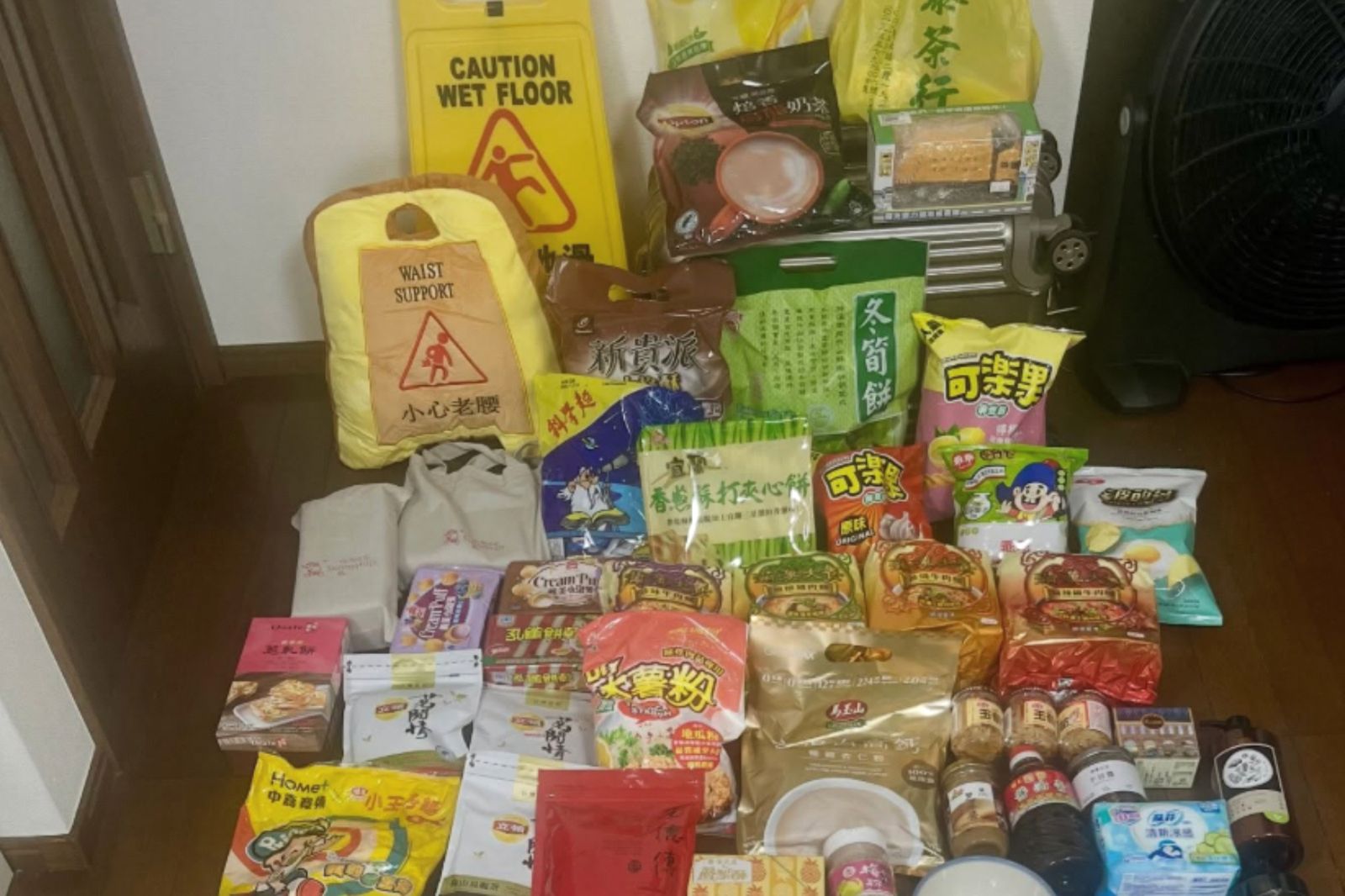 日本人來台掃貨35公斤!連「這物品」也扛回家...網友驚呆:超接地氣