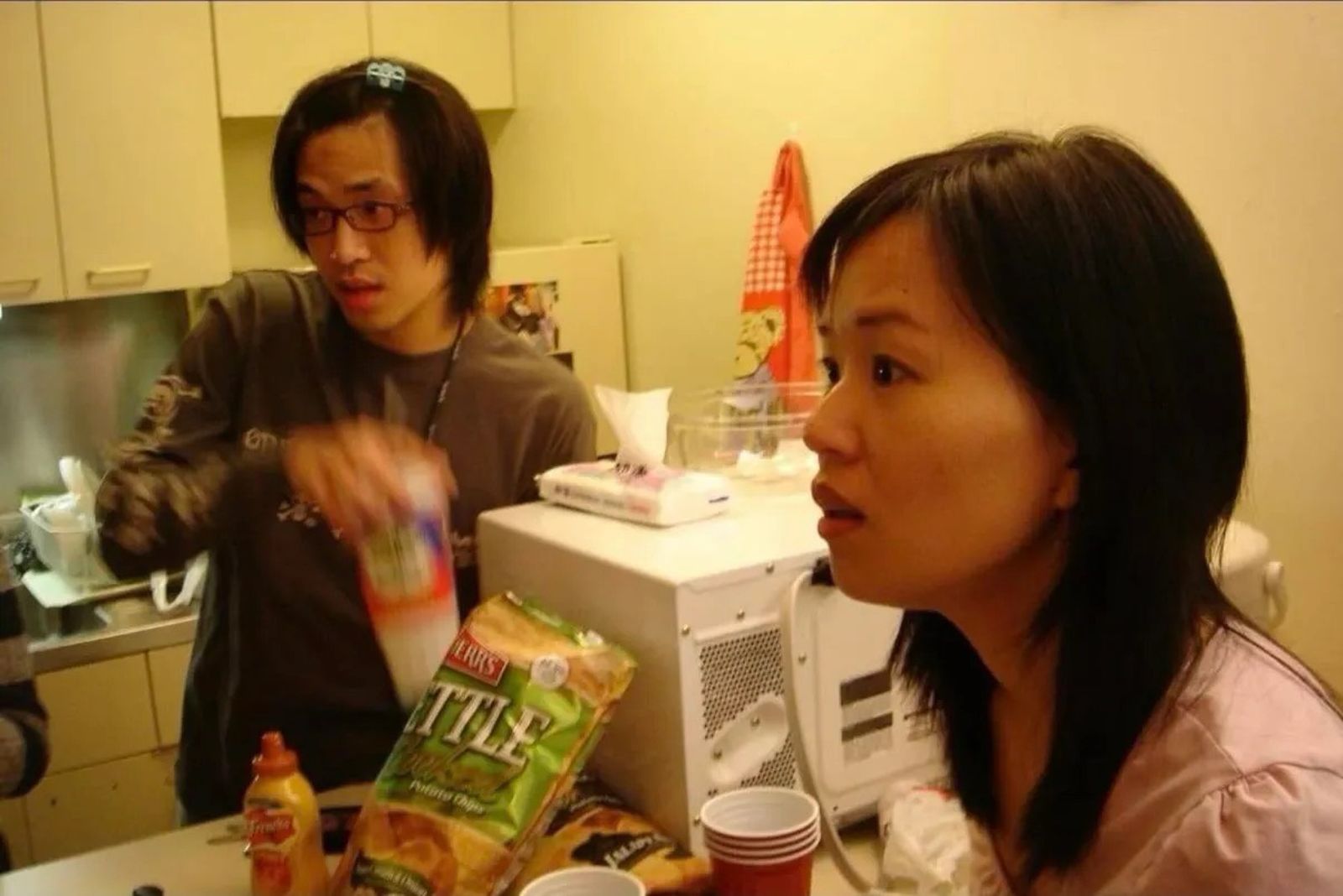 網挖20年前同框沈伯洋長髮照喊「雙北市長」　蘇巧慧：他和鄭麗君都很優秀