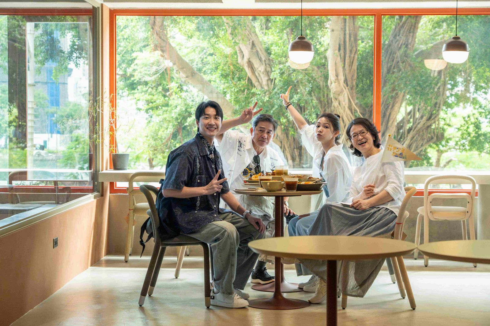 洪都拉斯安排行程「邊擔心邊衝康」　謝瓊煖開嗆「結束後我馬上退群組」