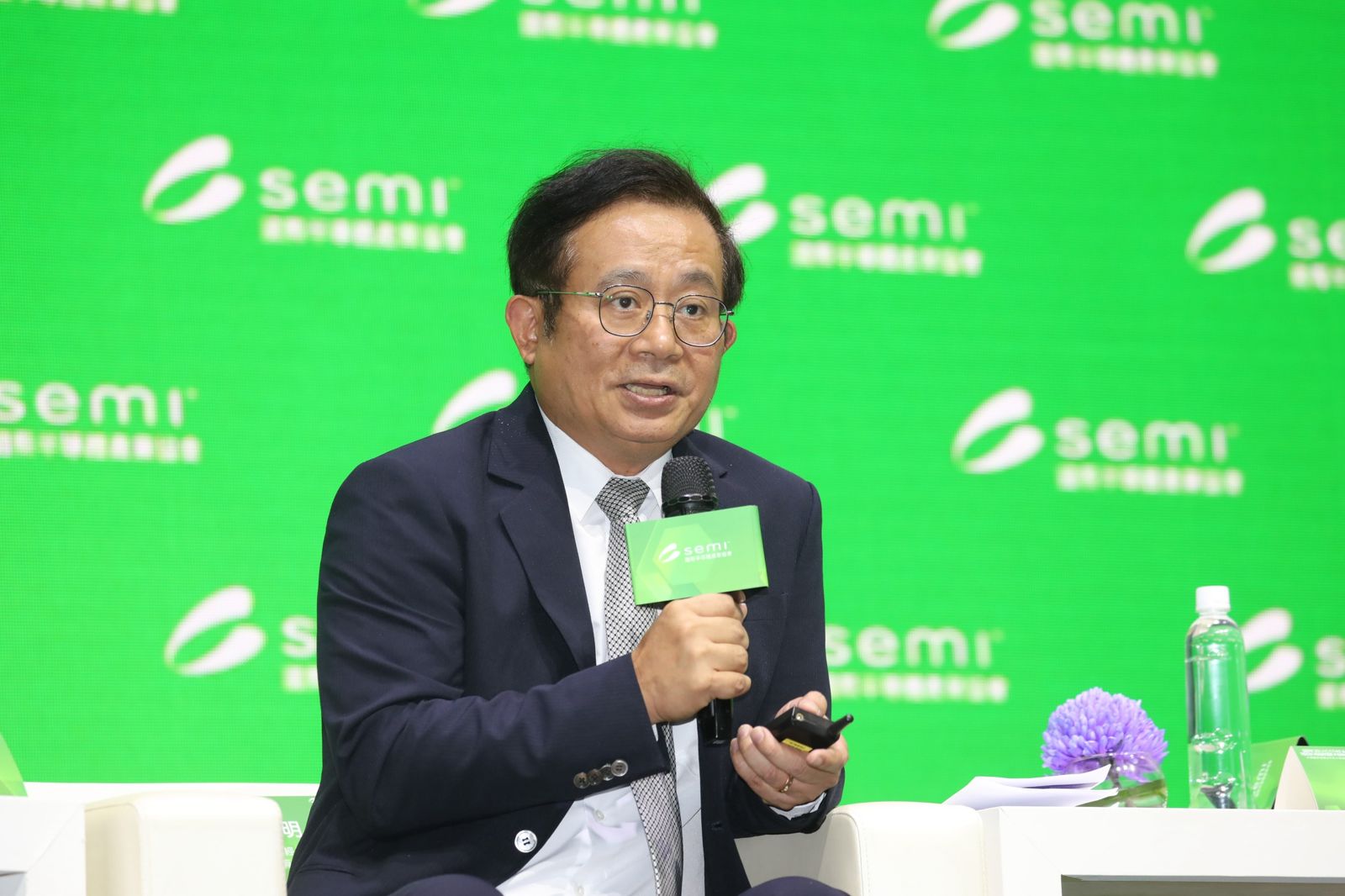 2027年在手訂單已超今年 信驊董座林鴻明:Q4起向客戶漲價 明年有望價量齊揚