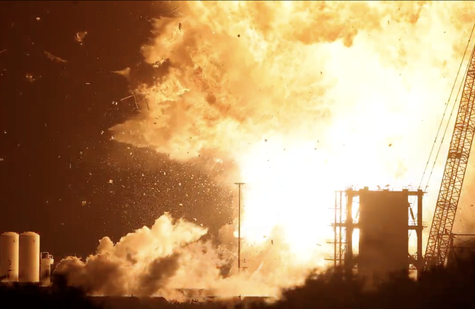 SpaceX星艦試飛失敗！巨大火球照亮夜空　馬斯克曝關鍵原因