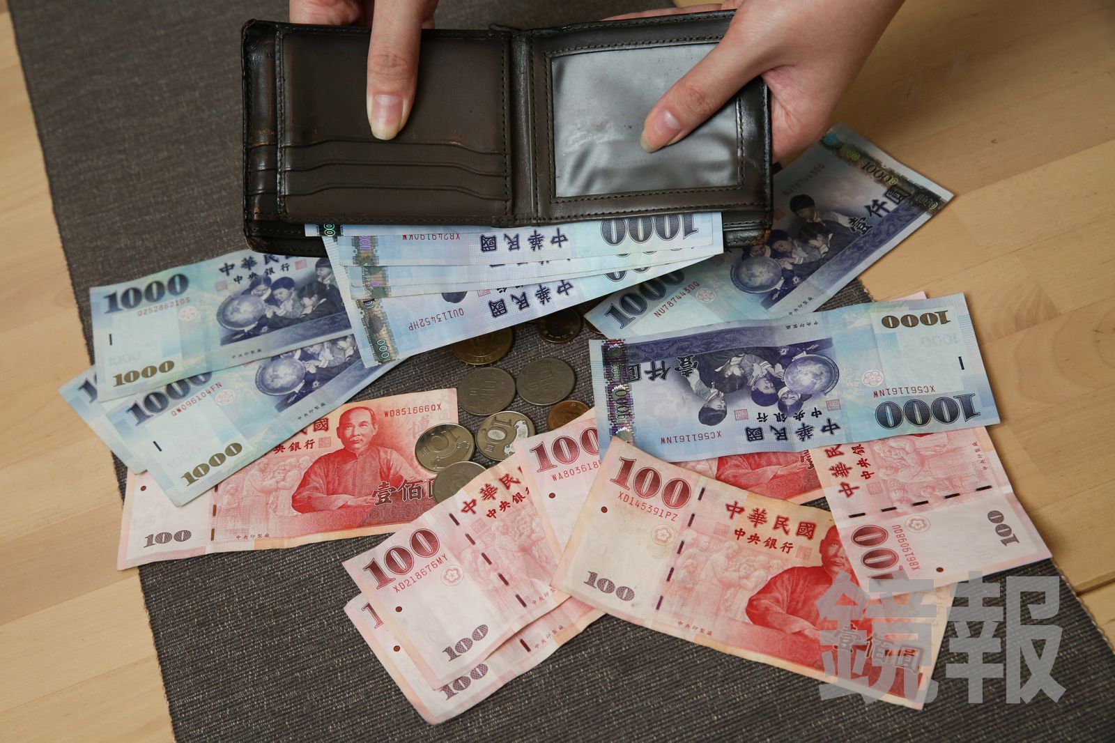 母剛走兒孫秒衝銀行領200萬「補償看護費」下場慘了 法官:196萬全沒收