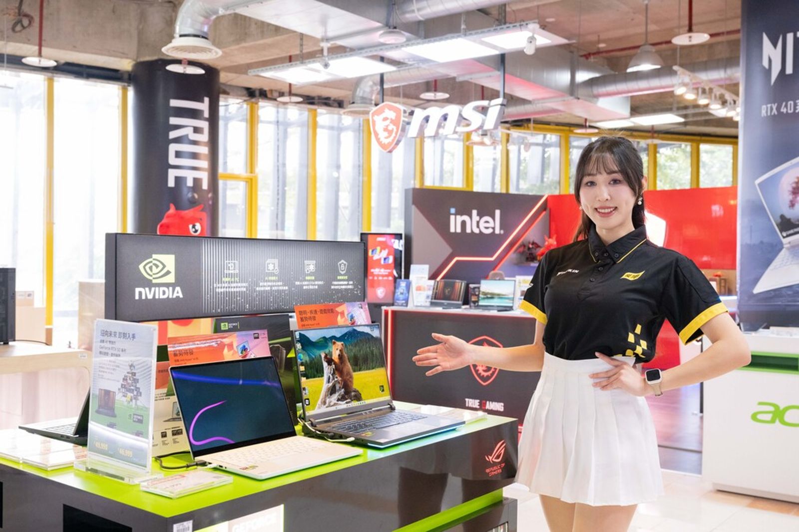 記憶體喊漲、AI筆電換機潮來襲 通路祭「30天滿意體驗」搶客