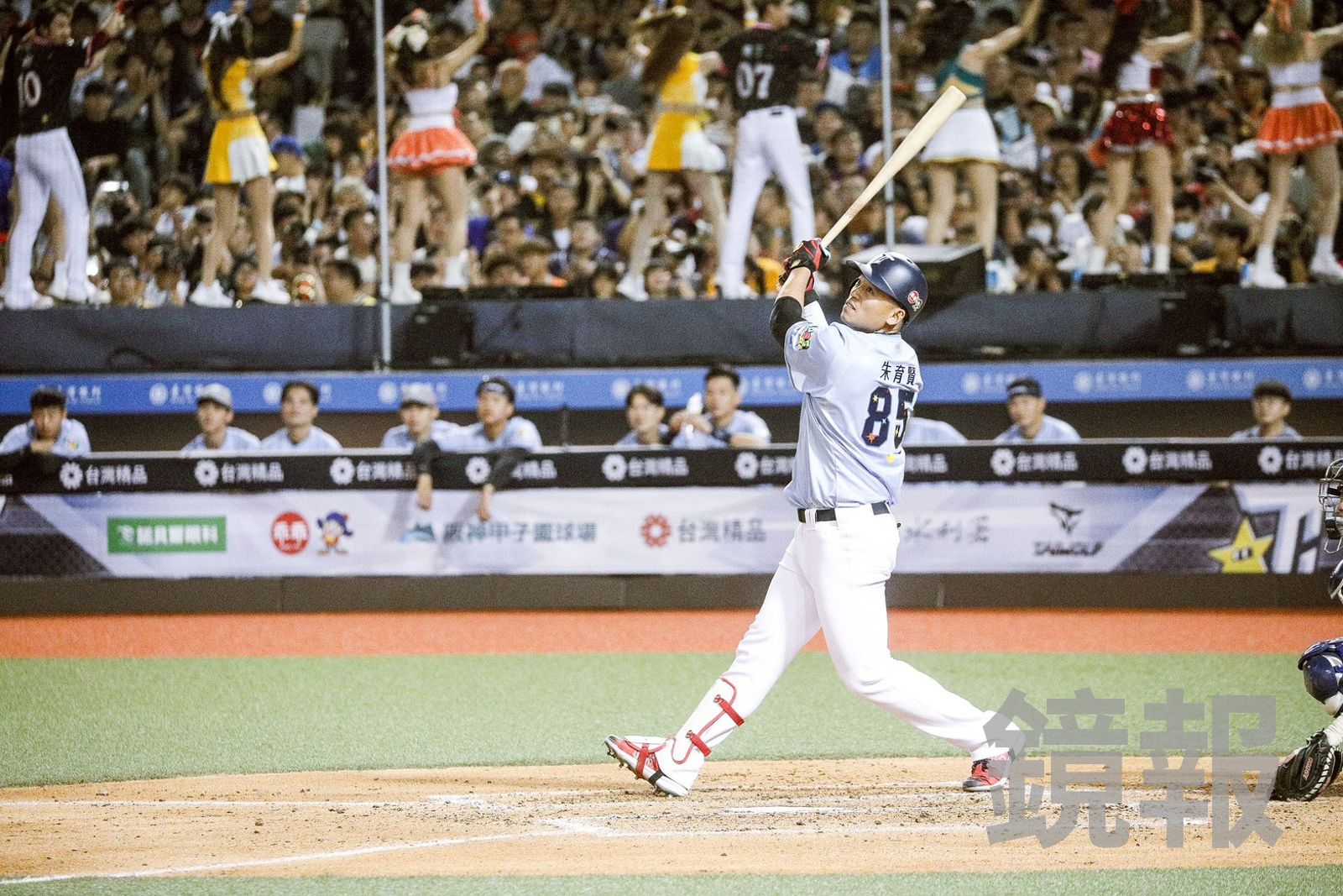 中職/Team Taiwan延長賽逆轉奪勝 朱育賢再見全壘打