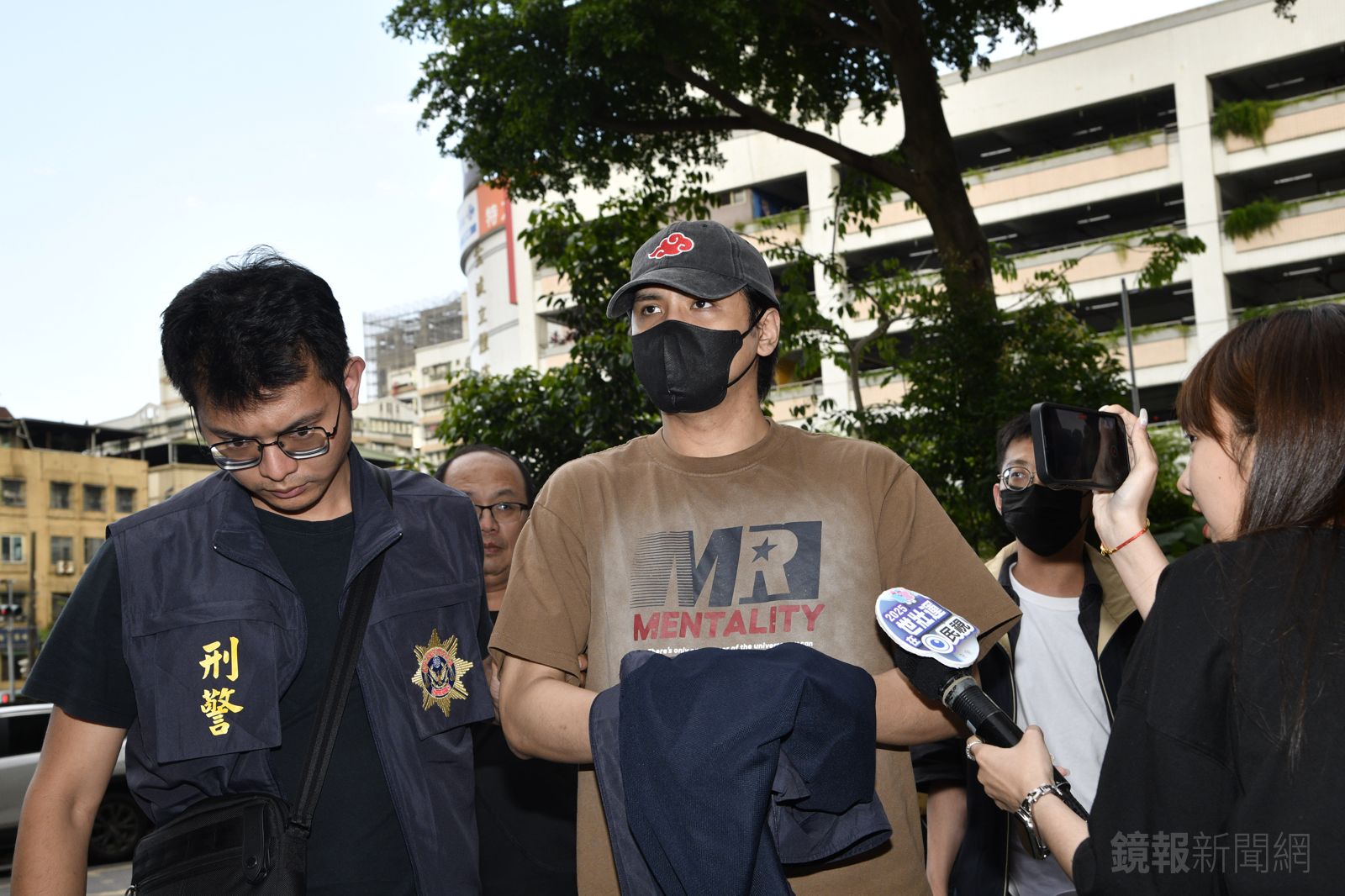 陳零九閃兵風暴燒不停。攝影李智為