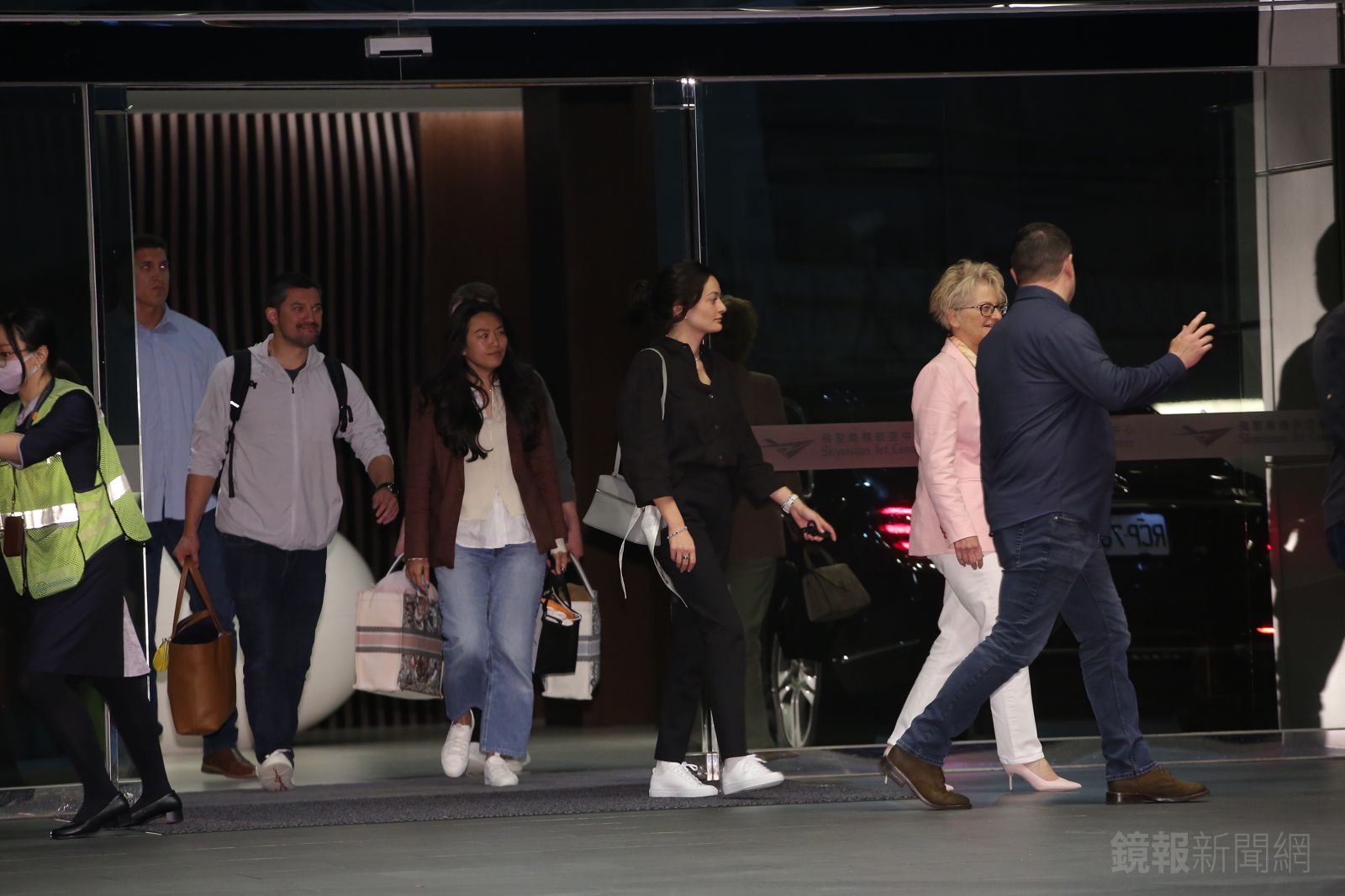 黃仁勳沒到！供應鏈透露黃仁勳5/15才到，家人搭私人飛機先抵台