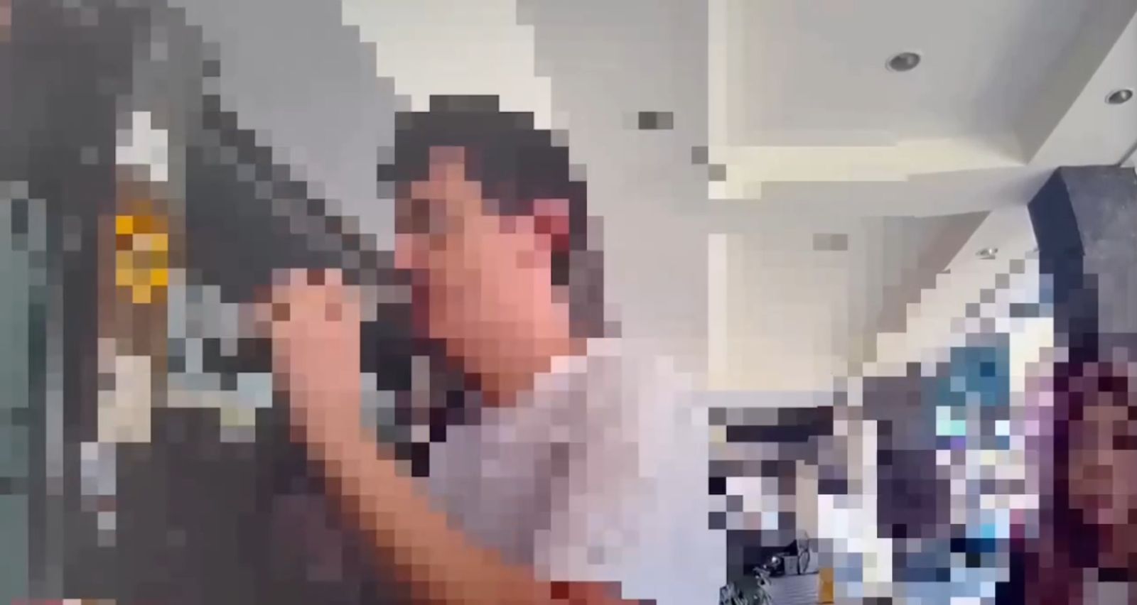 波蘭男遊台北想拿伴手禮！　當街連襲2台女臀部