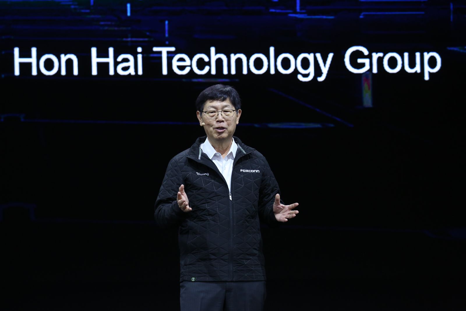 劉揚偉:別擔心 AI需求不會放緩