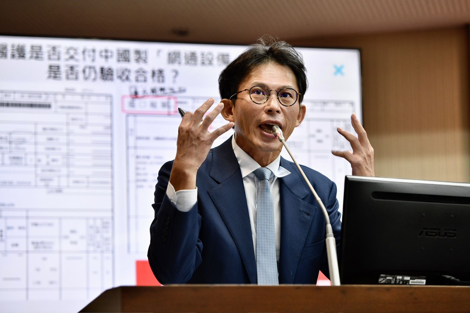 小姨子稱「耘力」為高家私塾!四叉貓質疑不合理 黃國昌:沒有回答必要