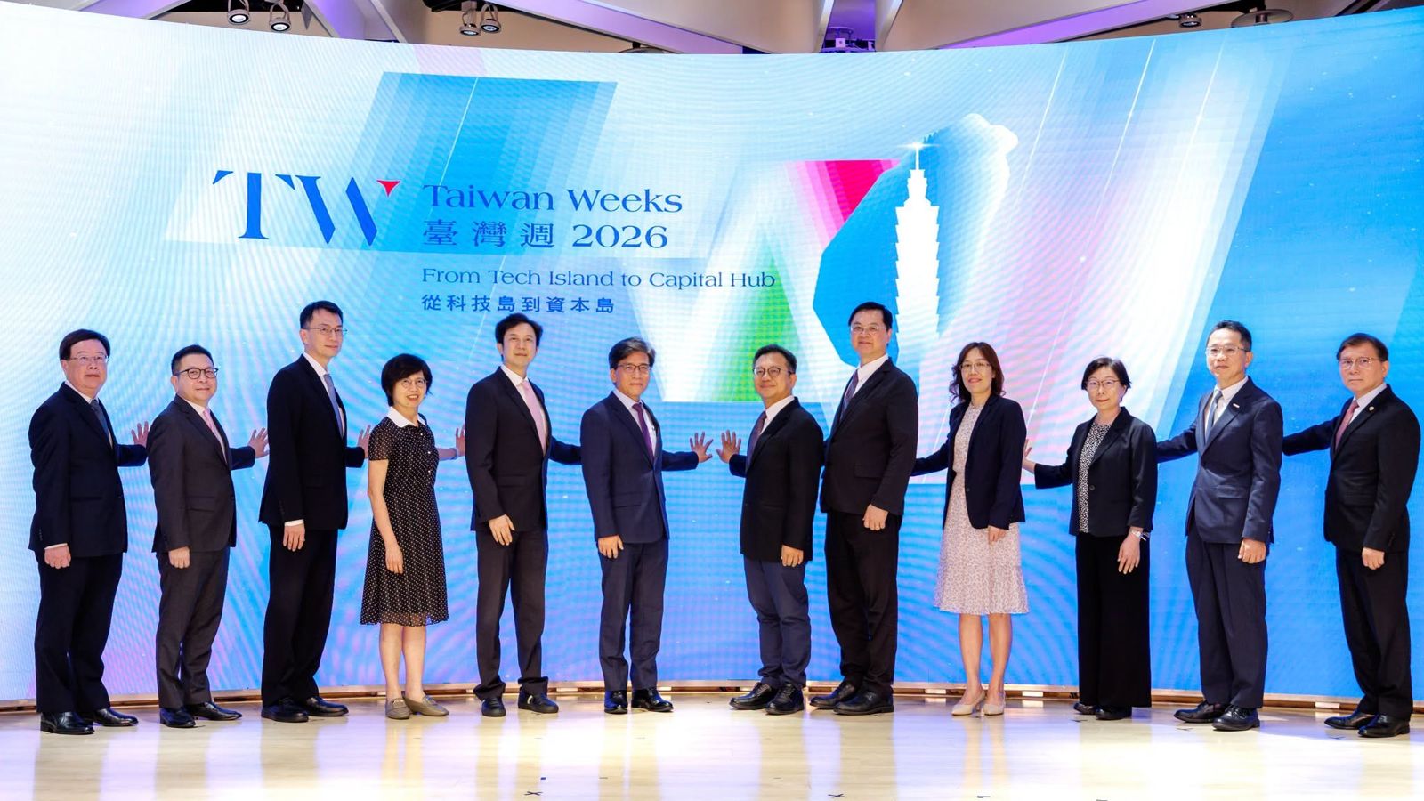台股上市公司半年報狂賺3.68兆!獲利暴增近93% AI吃肉、5大產業「鹹魚翻身」