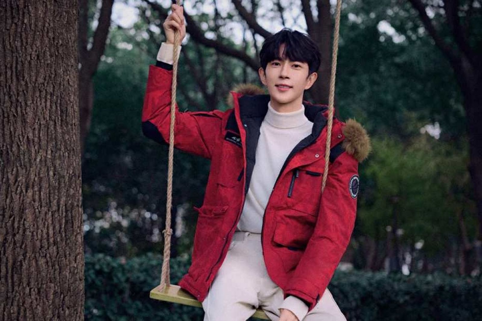 中國男星于朦朧9月11日驚傳墜樓身亡,遭傳其母也被輕生身亡。圖/翻攝自于朦朧工作室微博