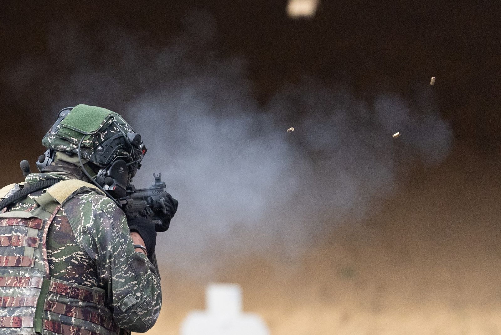 成功嶺義務役男打靶膛炸！「眼球脫落」急送醫　軍方回應了