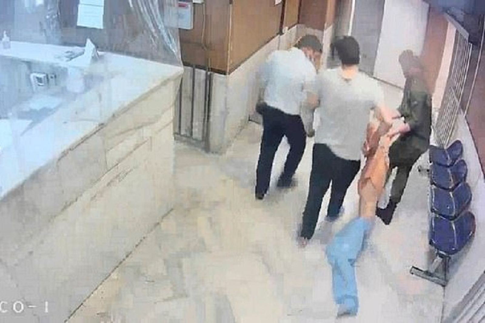 伊朗護理師救人不分黨派 慘遭政府軍集體性侵「懲罰」下體重傷