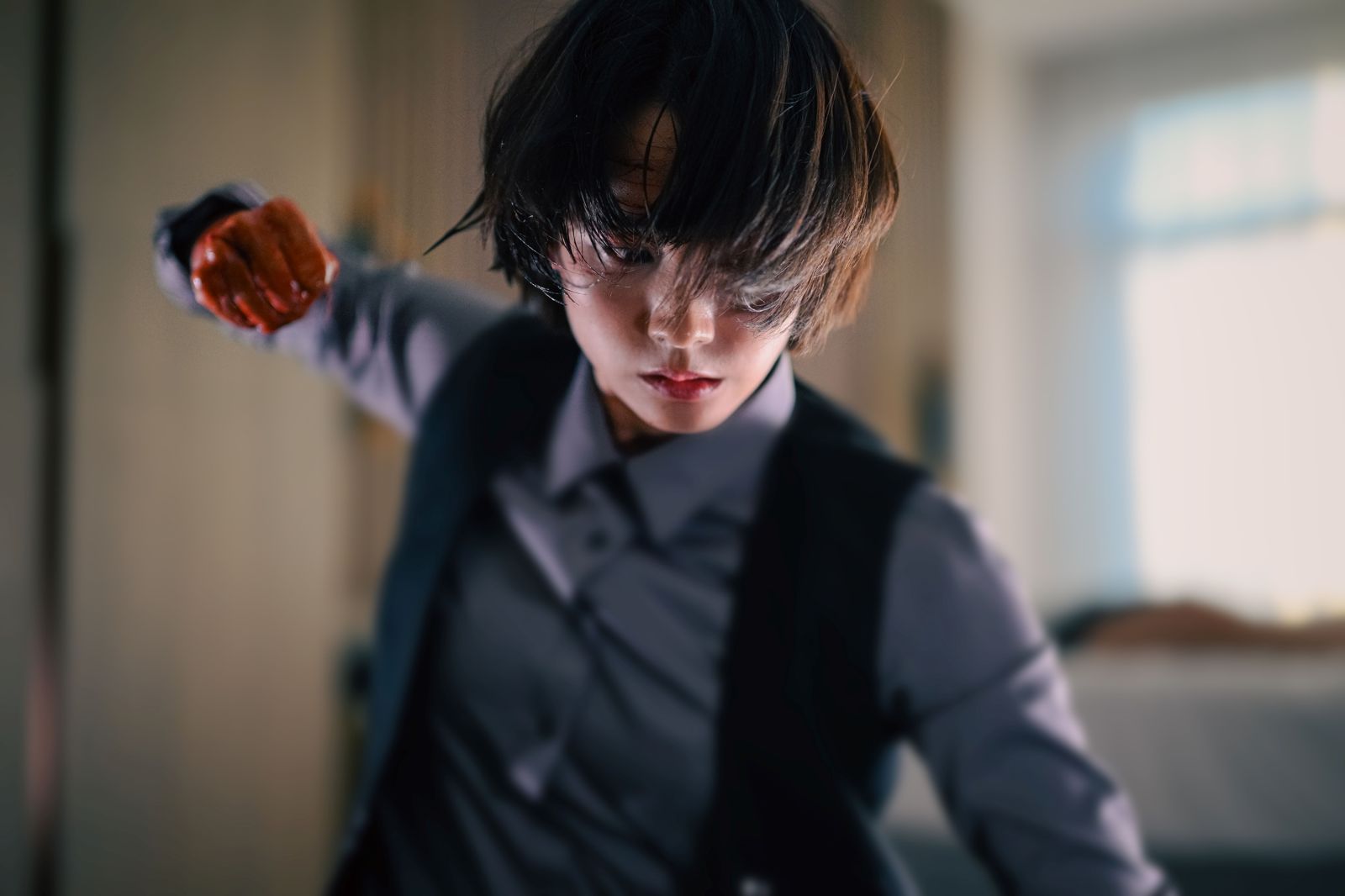 談善言動作戲拍起來帥氣,下戲卻得立刻坐輪椅。華映娛樂提供