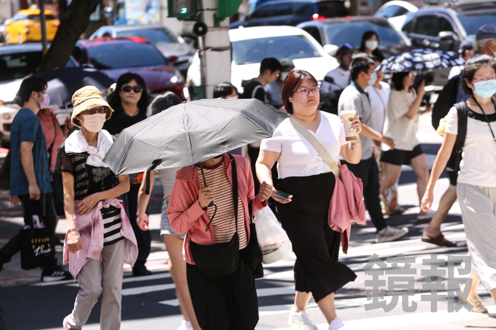 秋天還要再等等!台灣仍夏季型天氣 這天起「會有一波驟降比較猛的」