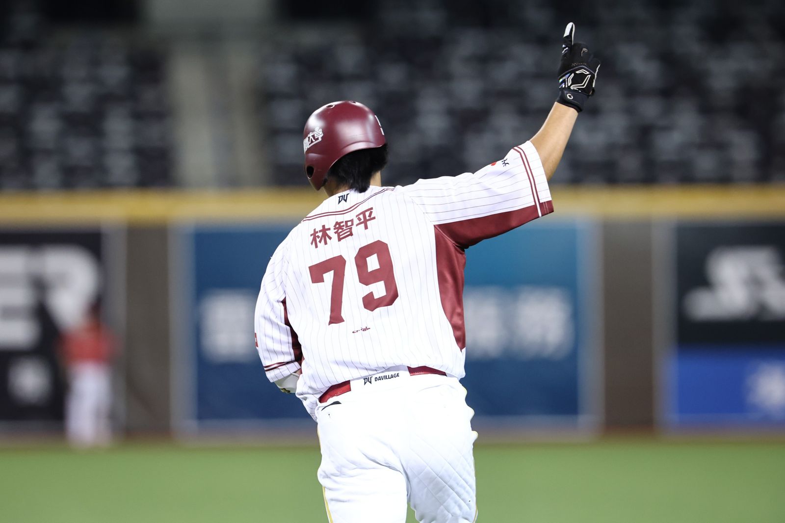 中職／40歲老將林智平代打追平轟！寫隊史紀錄　助桃猿逆轉龍隊