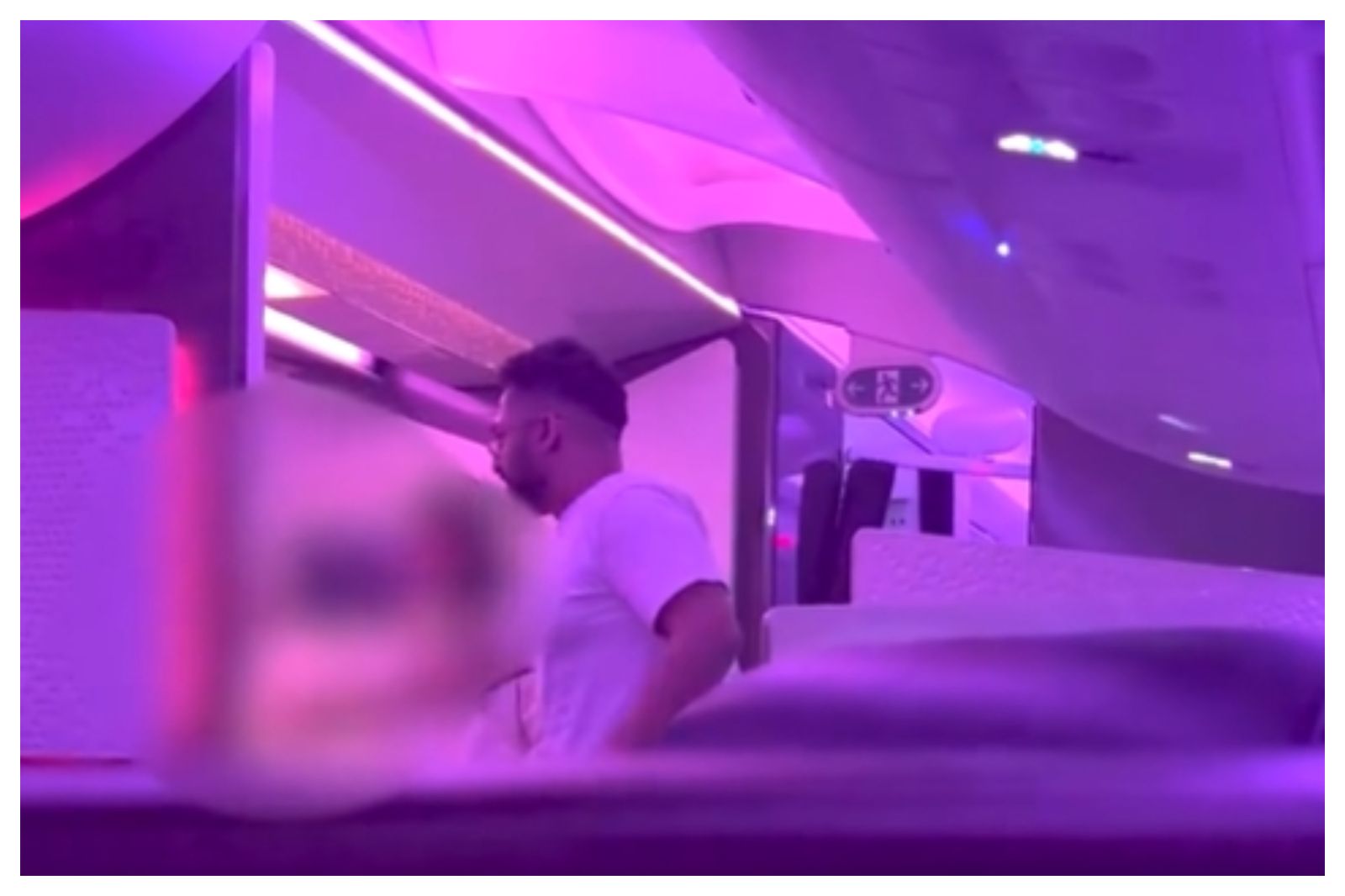 富商搭機狂嗆空姐「要性侵、燒死她」判15個月　眾怒「罰太輕」法官如願三倍奉還