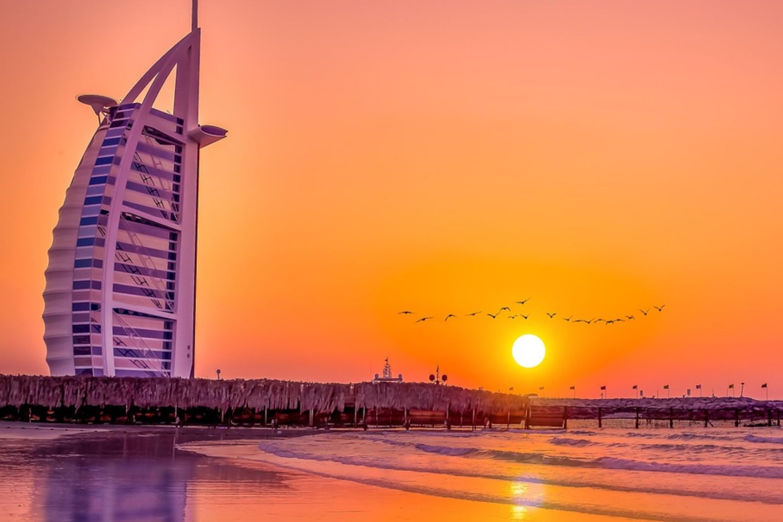 本來決心離職！公司突宣布「員旅去1奢華國家」　全場急勸：撐下去